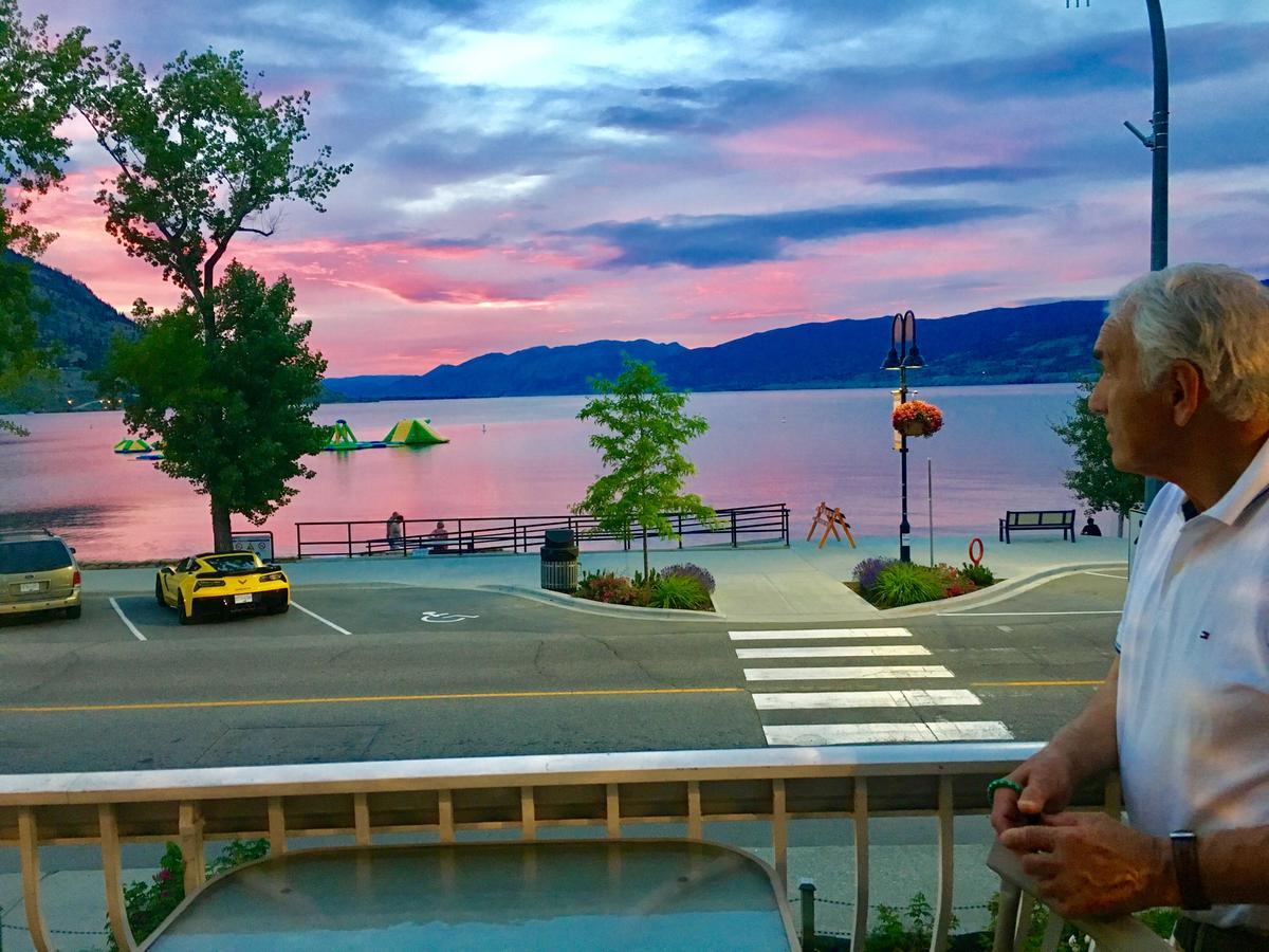 Black Sea Motel Penticton Kültér fotó